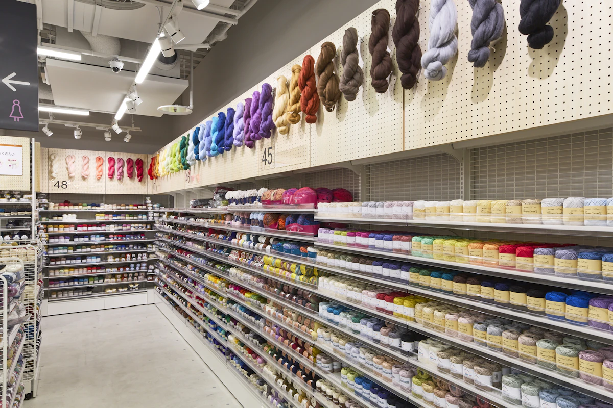 新宿オカダヤ本店 2